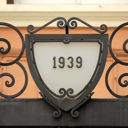 فندق Diana Roof Garden 4*