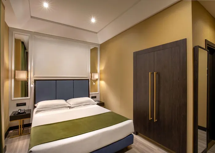 Hotel Diana Roof Garden