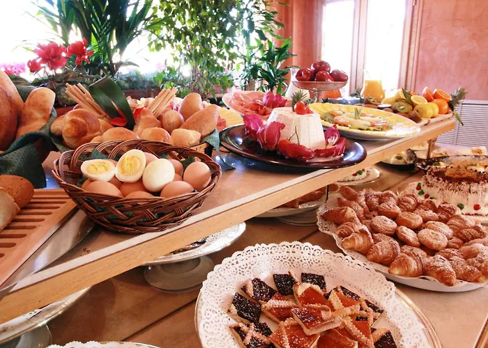 Hotel Diana Roof Garden 4*